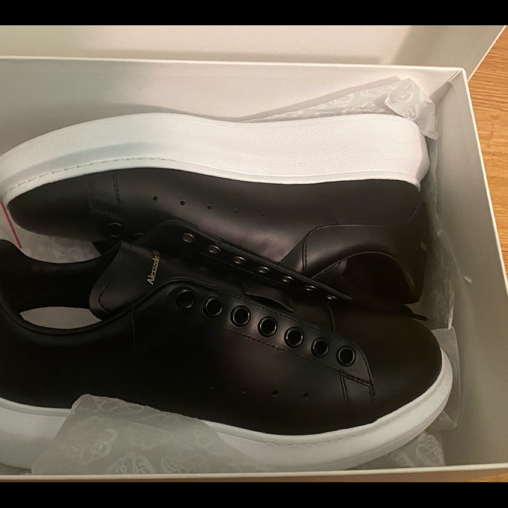 Alexander McQueen oversized black and white shoe
